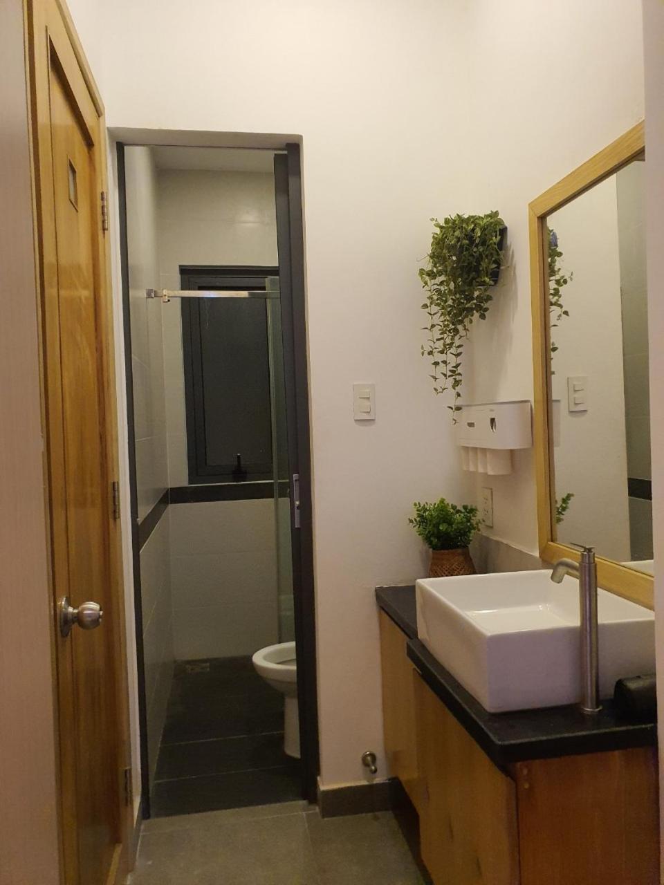 Zvillage Ncc - Modern Townhouse In District 1 โฮจิมินห์ซิตี้ ภายนอก รูปภาพ