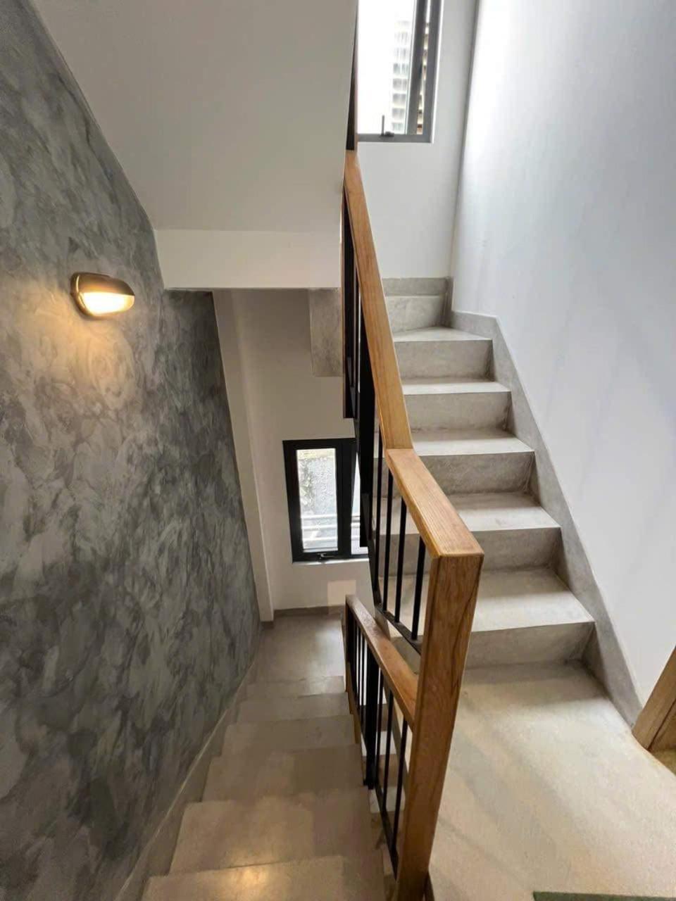 Zvillage Ncc - Modern Townhouse In District 1 โฮจิมินห์ซิตี้ ภายนอก รูปภาพ